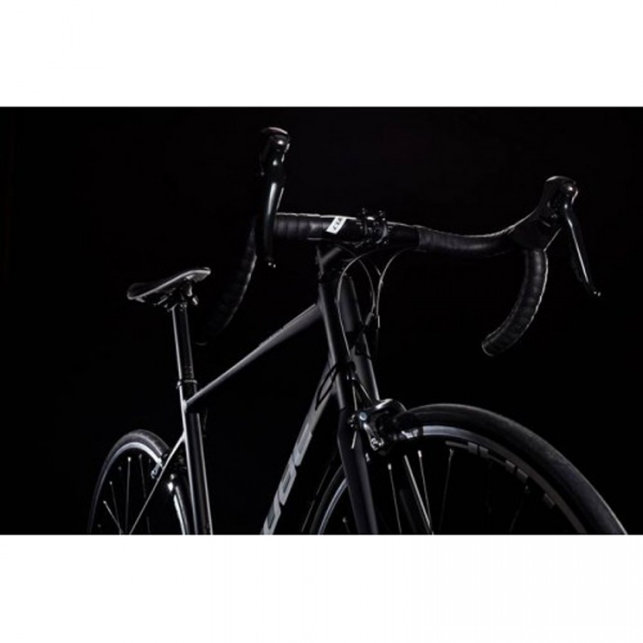 Ποδήλατο Cube Attain Race 28 Black n White 2019