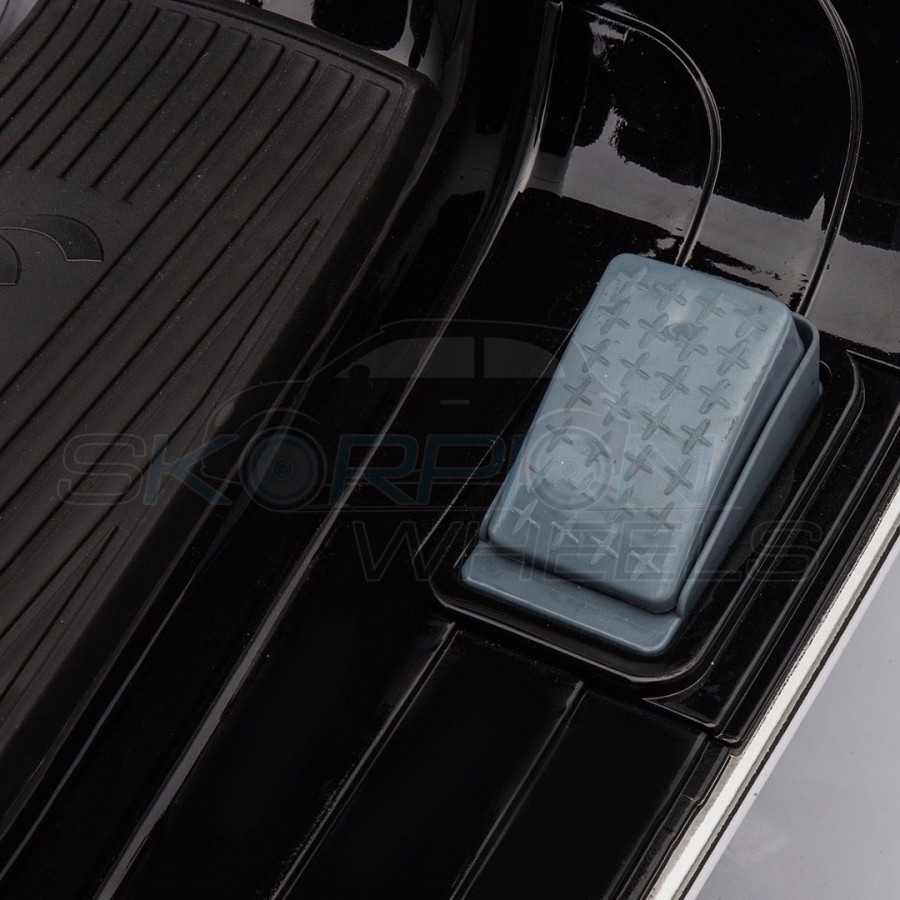 Παιδική Μηχανή Scorpion Wheels Vespa Piaggio 12V Original Λευκή 5245050